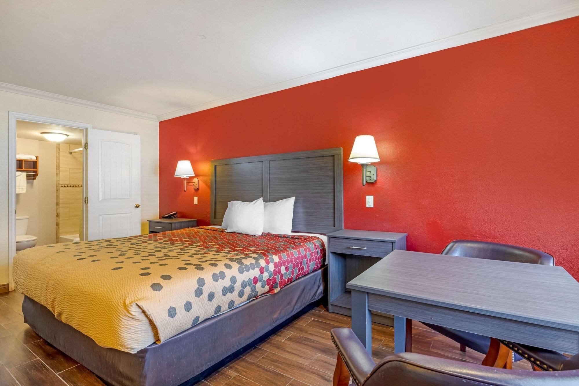 Econo Lodge מורנו ואלי מראה חיצוני תמונה